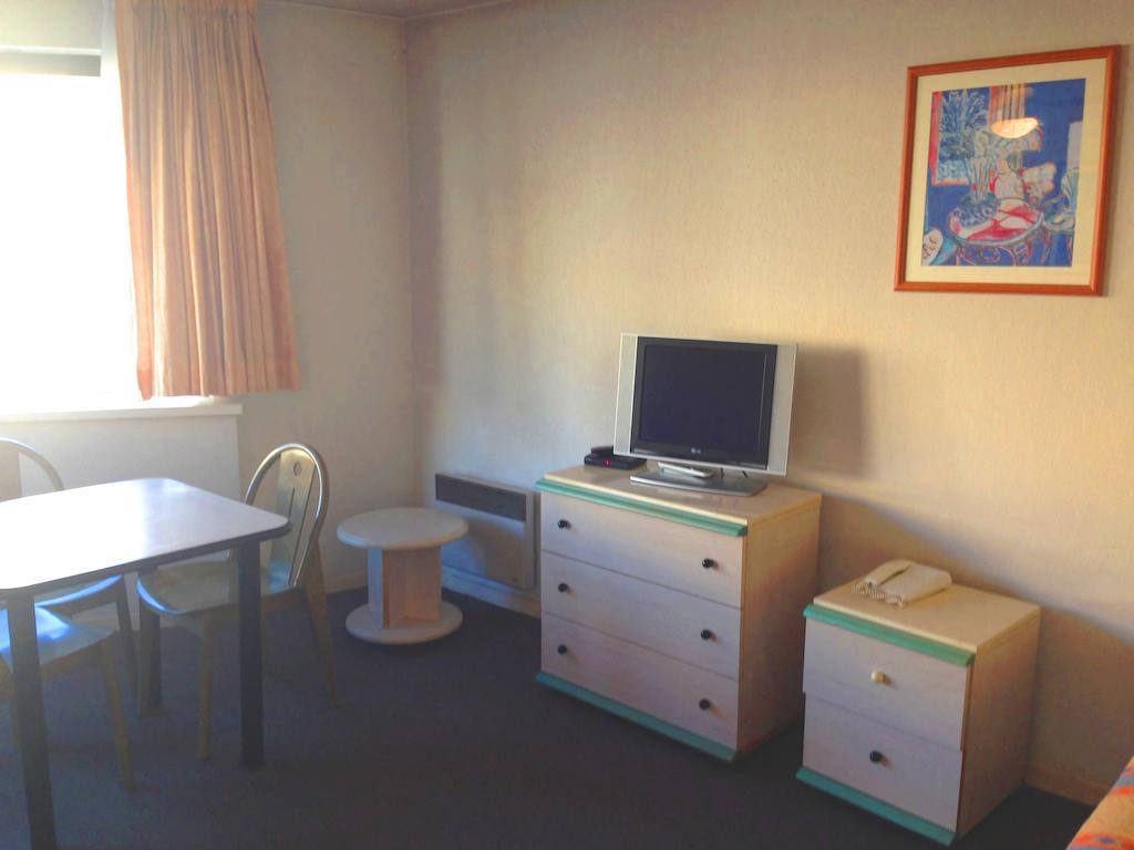 Nice Fleurs Apart'Hotel Room photo